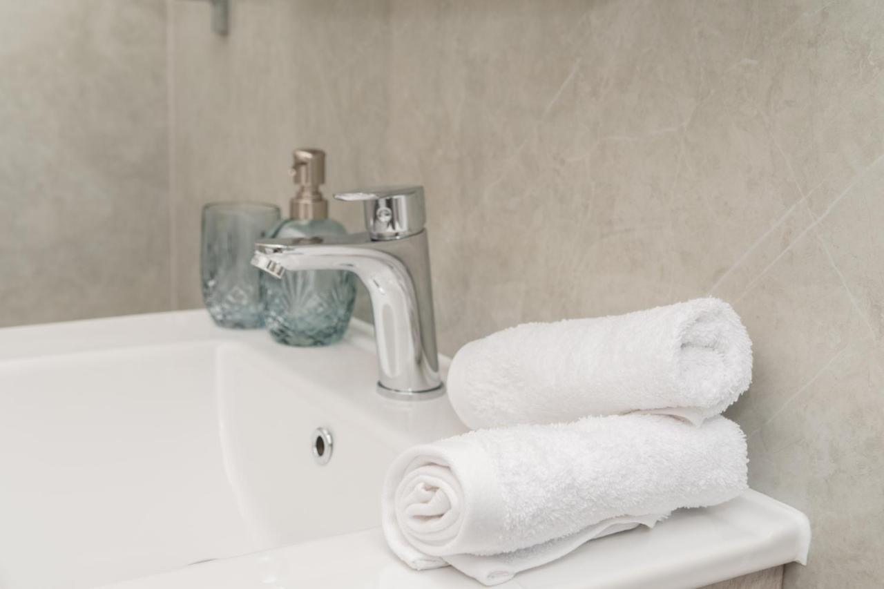Alonakia Home Suites フィリアトラ エクステリア 写真
